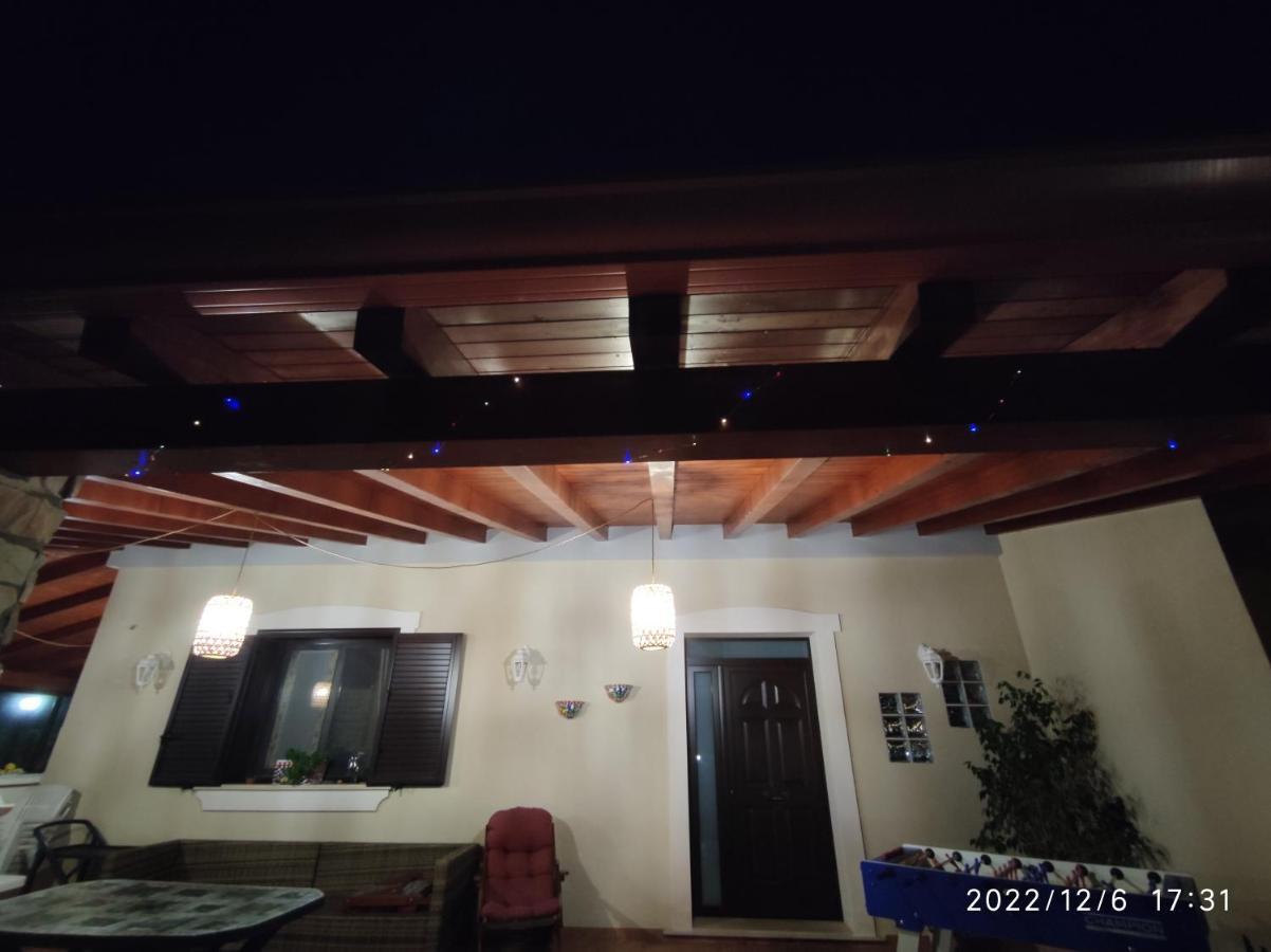 Climiti Holiday House Solarino Eksteriør bilde